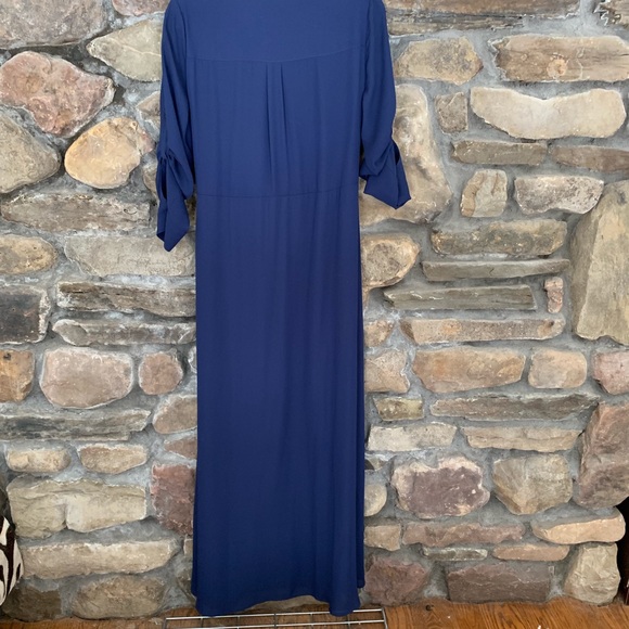 EXPRESS long sleeve dress PERFECT CONDITION - Picture 2 of 2